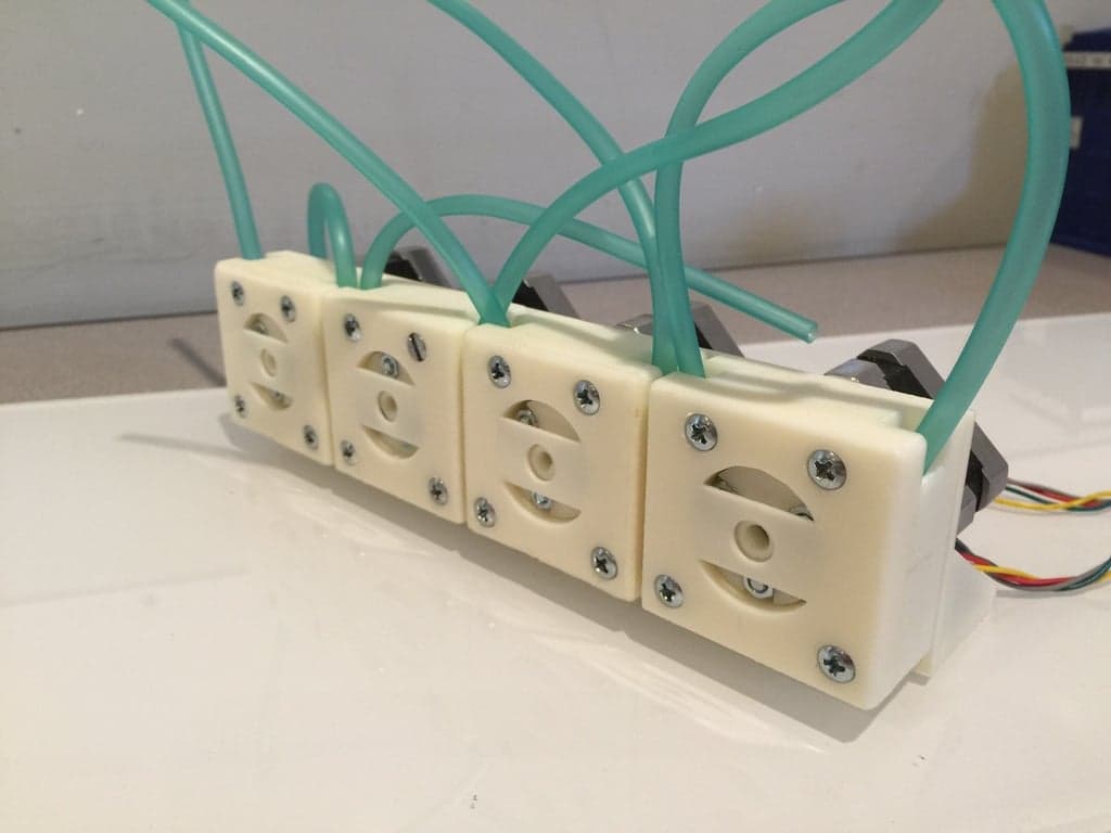 Перистальтический насос, улучшенный для Nema 17