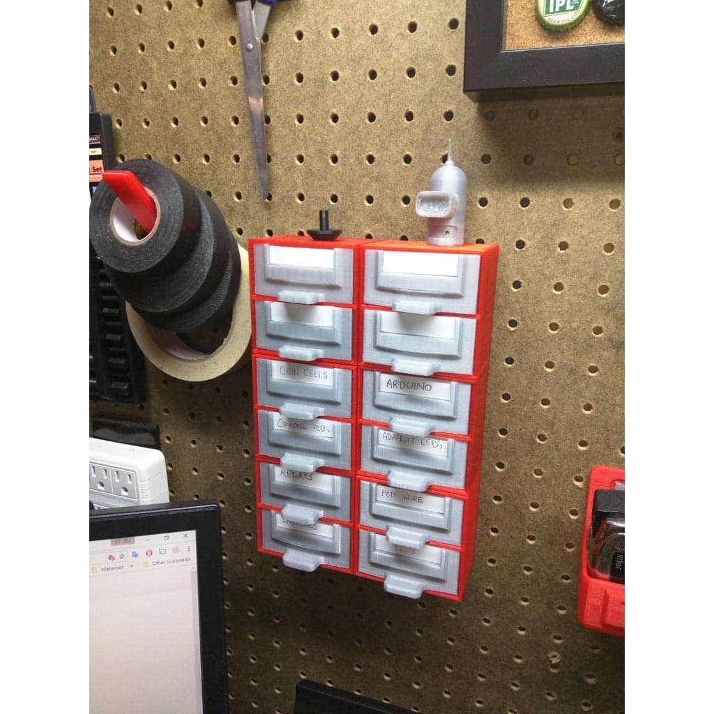 Корзина для мелочей с 2 ящиками из перфорированной доски