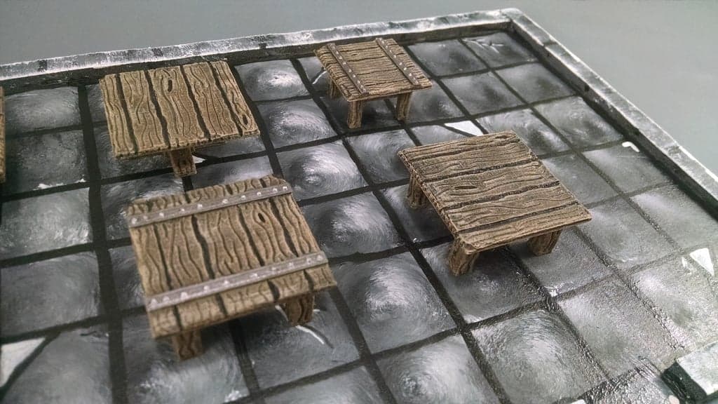 Квадратные столы 28 мм