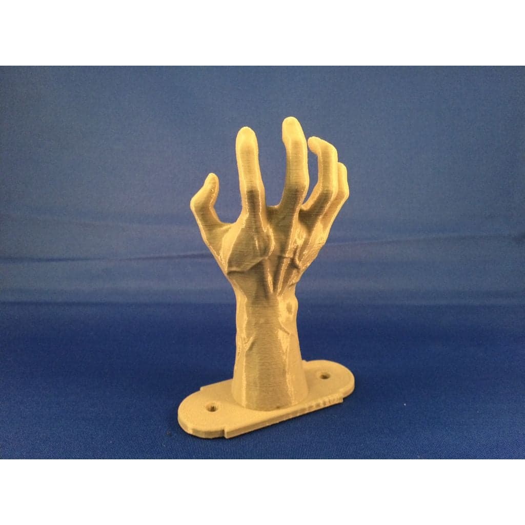 Жутко тянущаяся рука