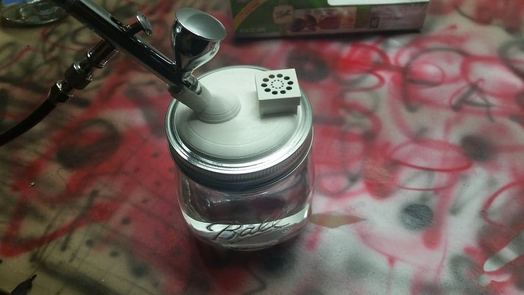 Емкость для чистки аэрографа