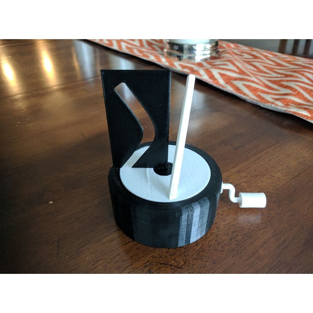 Прямой столб + иллюзия изогнутого отверстия