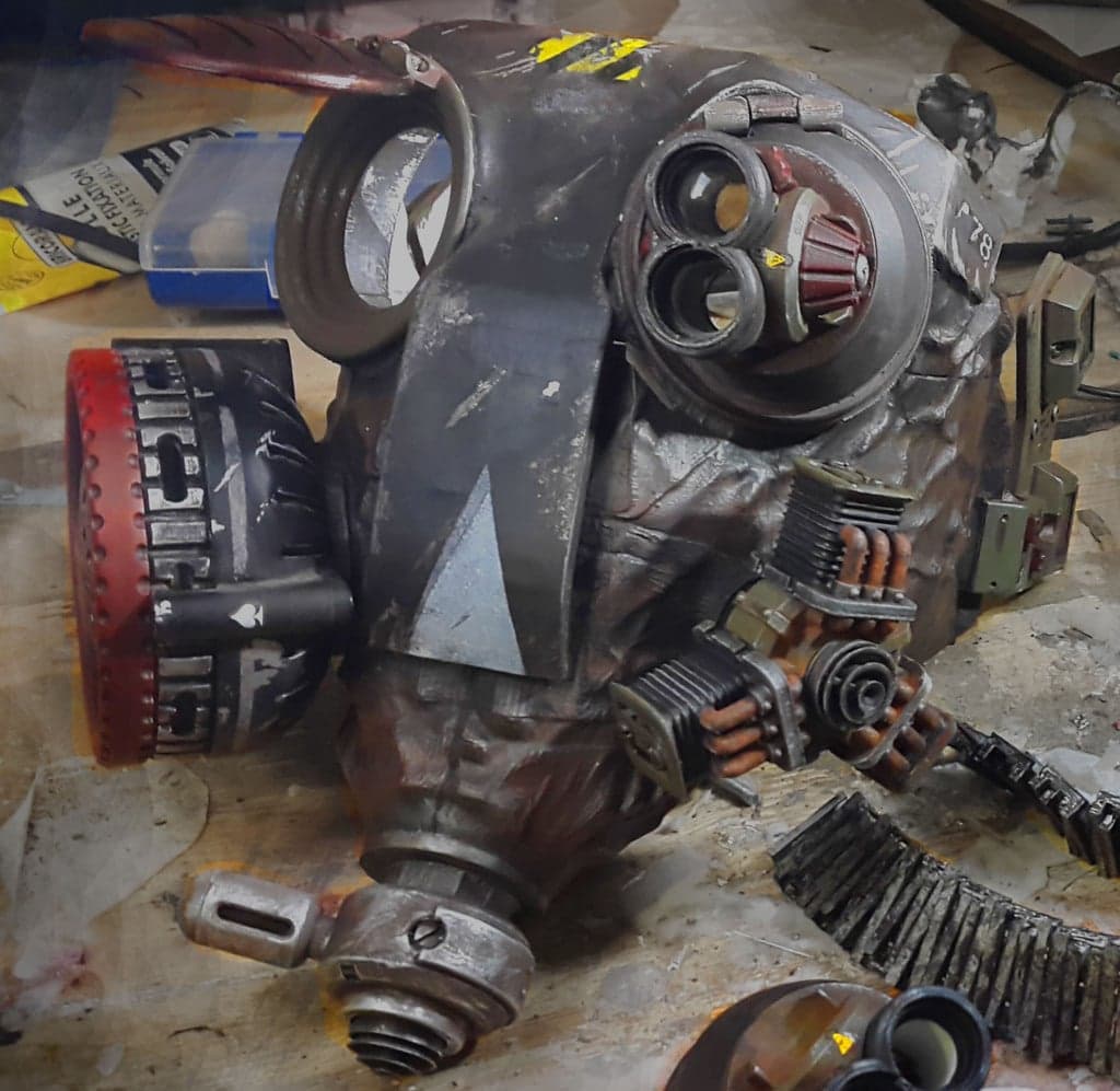 Противогаз в стиле стимпанк с узором Голиафа