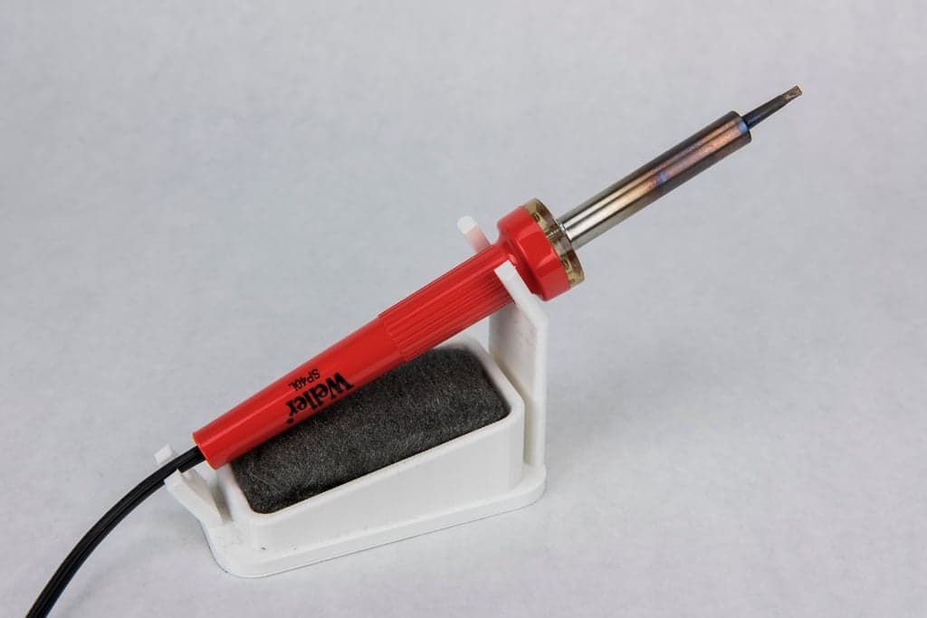 Подставка для паяльника — DotScott1 ремикс