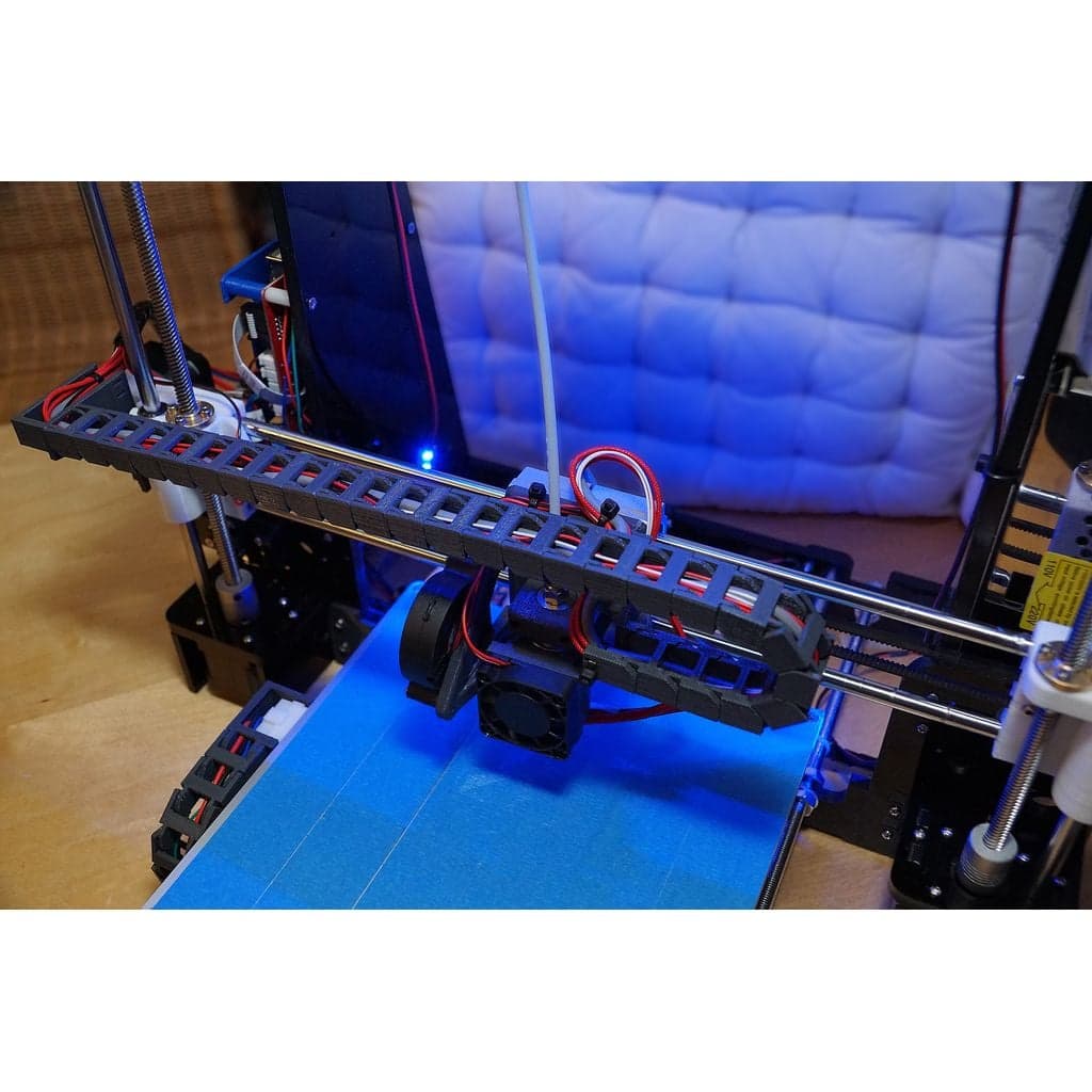 Анет А8 | Кабельная цепь оси X