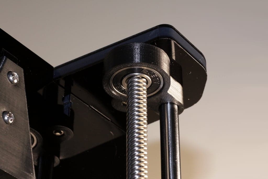 Анет А8 против Z-колебаний