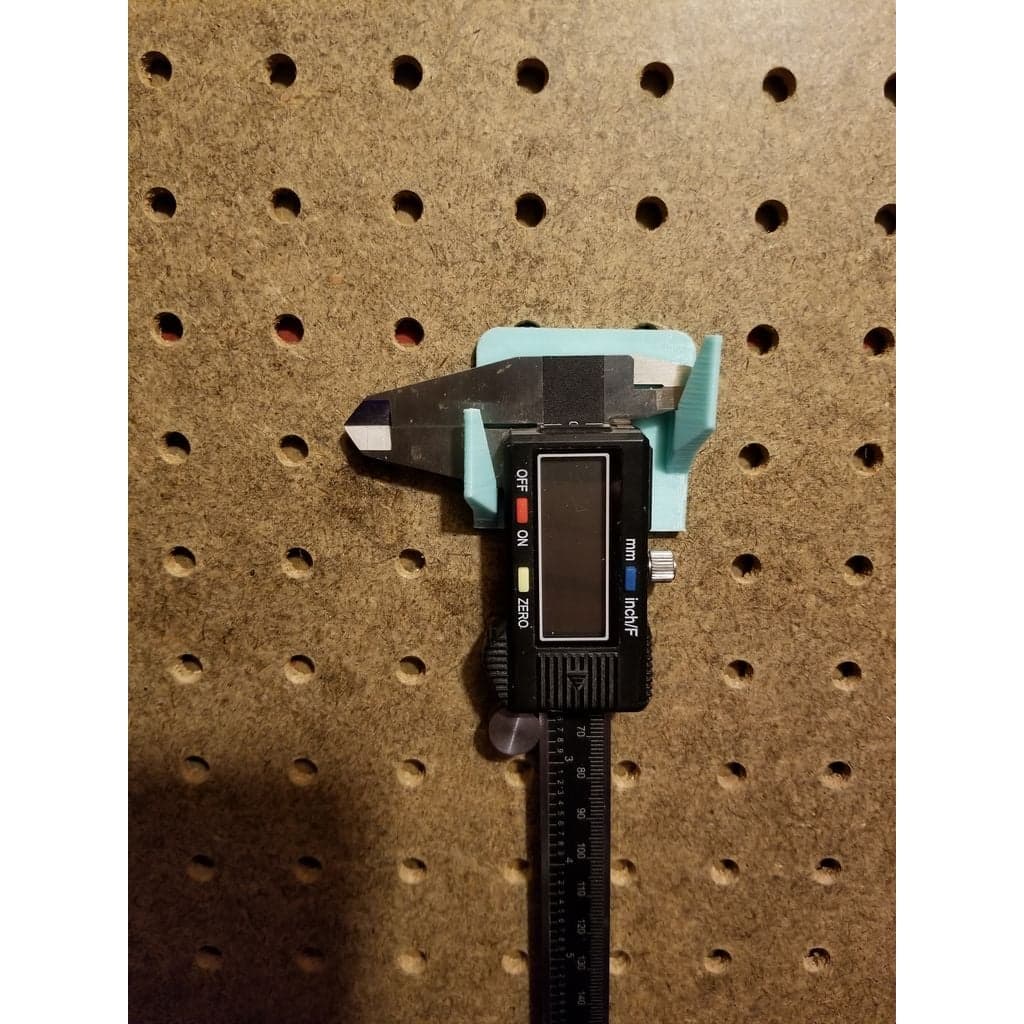 Легкий держатель штангенциркуля Pegboard