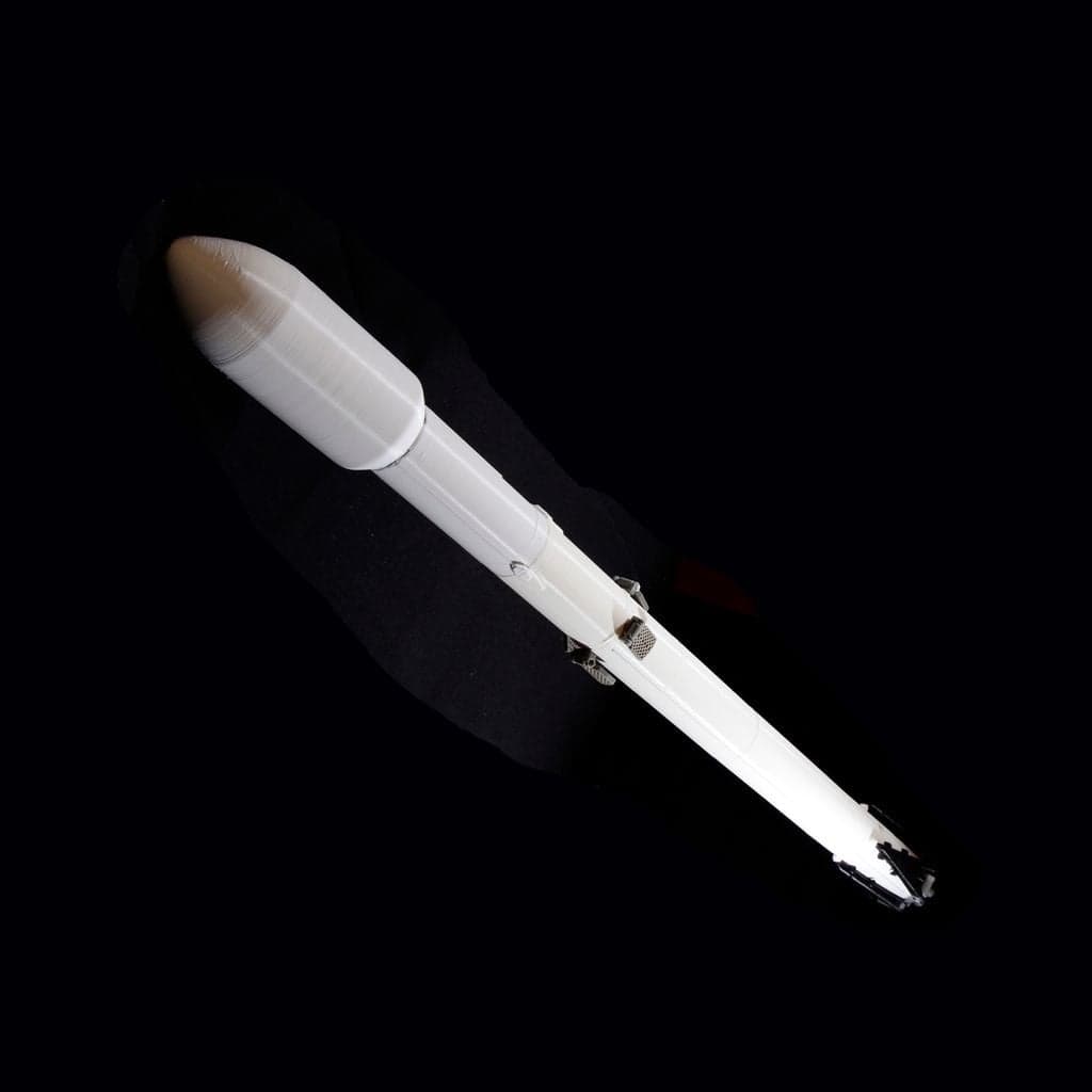Комплект модели SpaceX Falcon 9