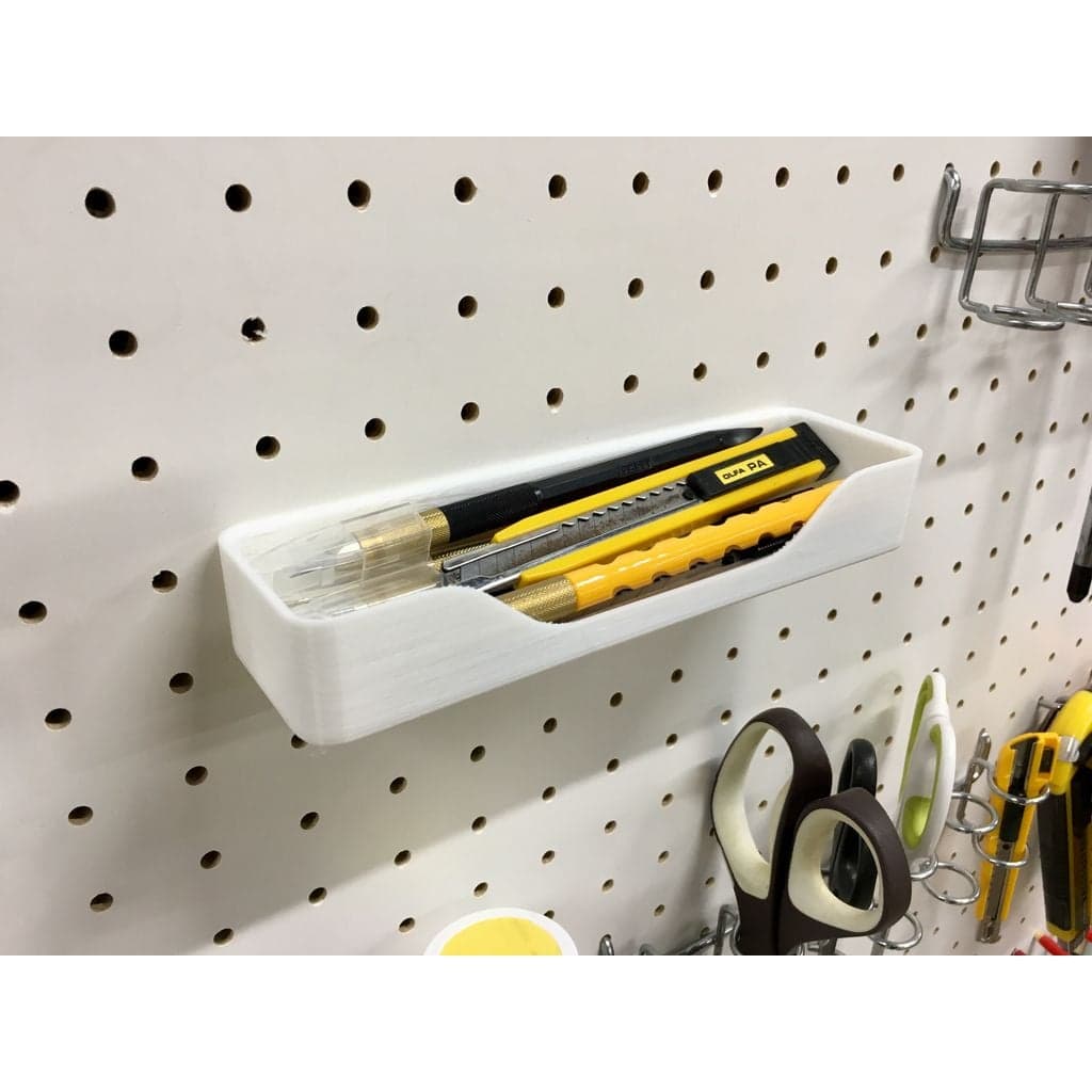 Лоток из перфорированной доски (шаг отверстий 25 мм)