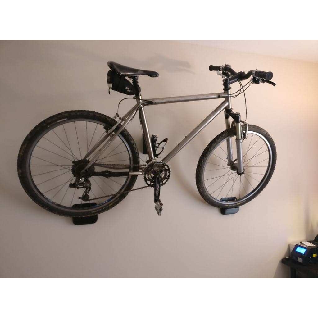 Настенная вешалка для велосипеда