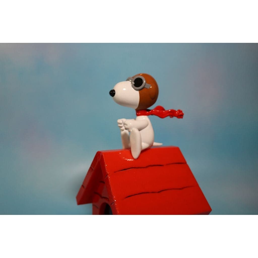 Пилот Снупи — фигурка Красного Барона