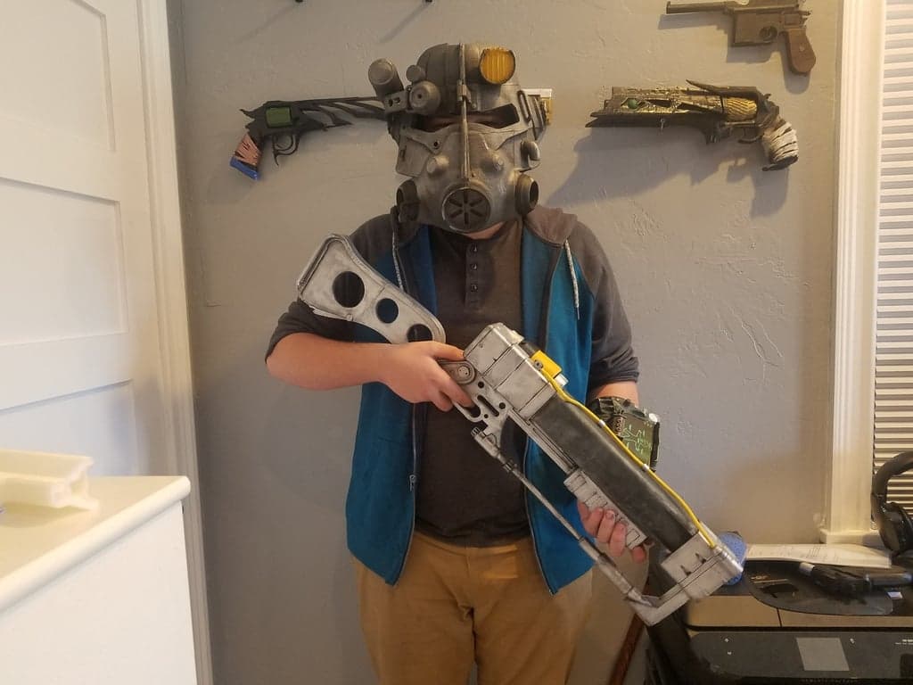 Носимый шлем Fallout T-45