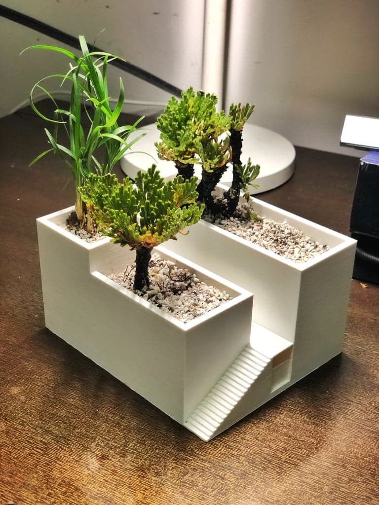 Цветочный горшок (со скрытыми сливными отверстиями и поддоном для воды)