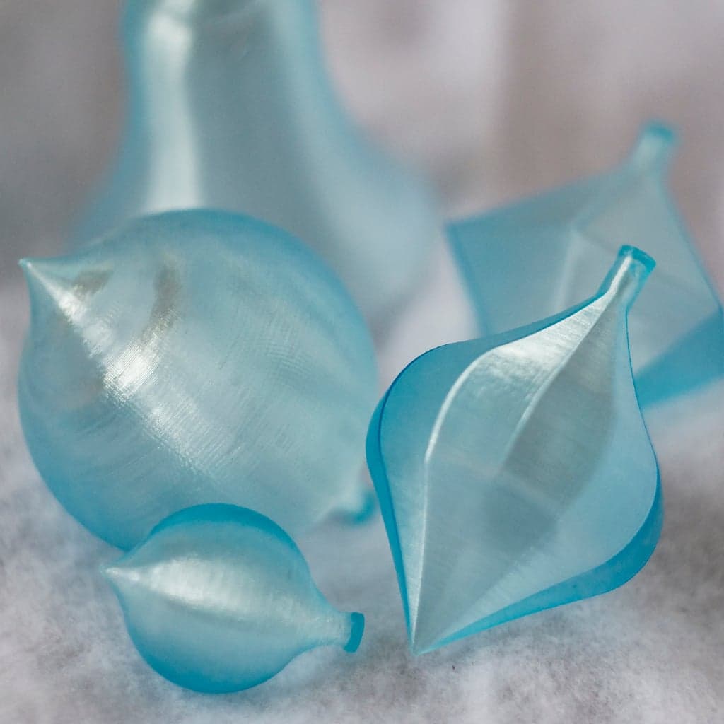 Режим вазы елочные безделушки