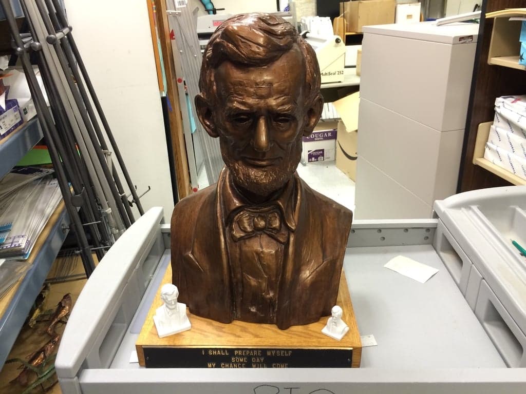 Бюст Авраама Линкольна