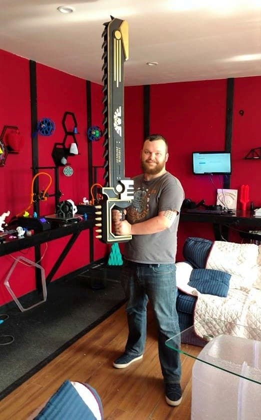 Цепной меч Warhammer 40k