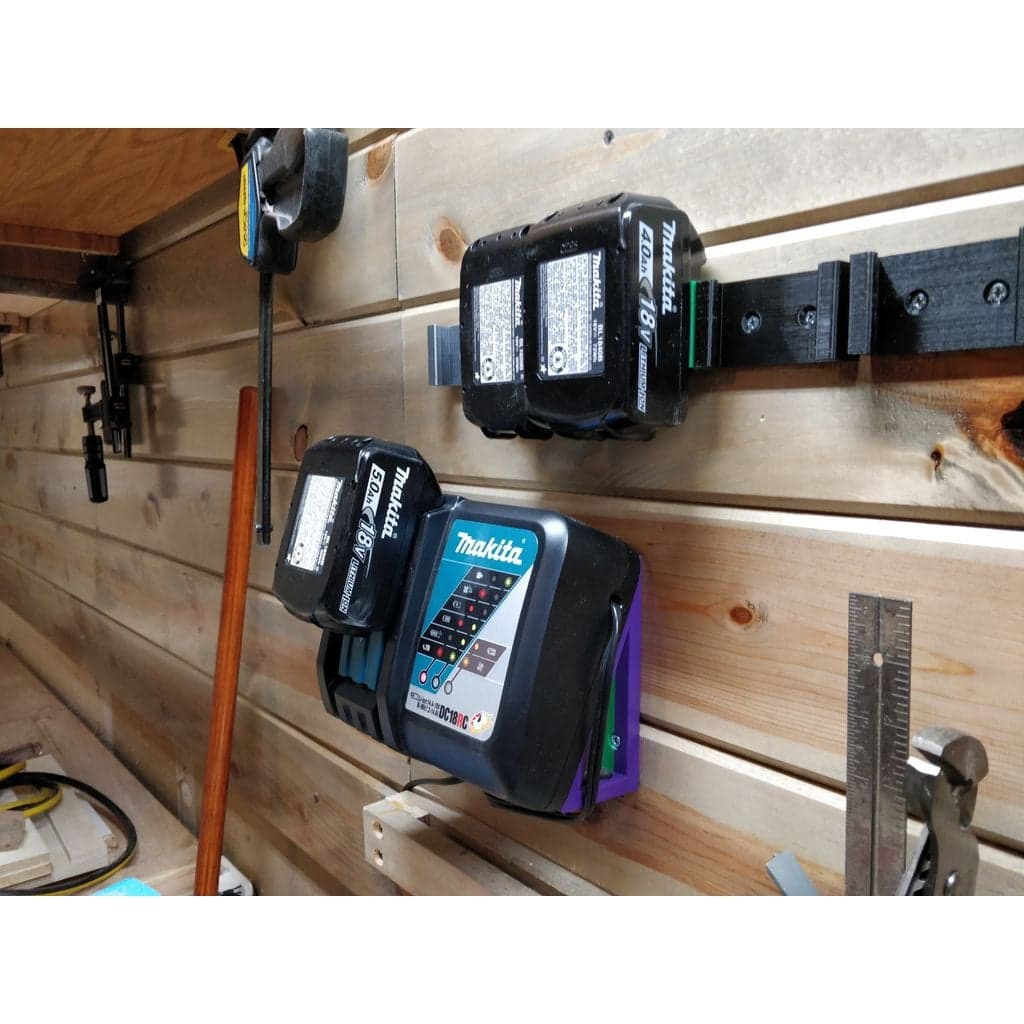 Зарядное устройство Makita DC18RC Настенное крепление
