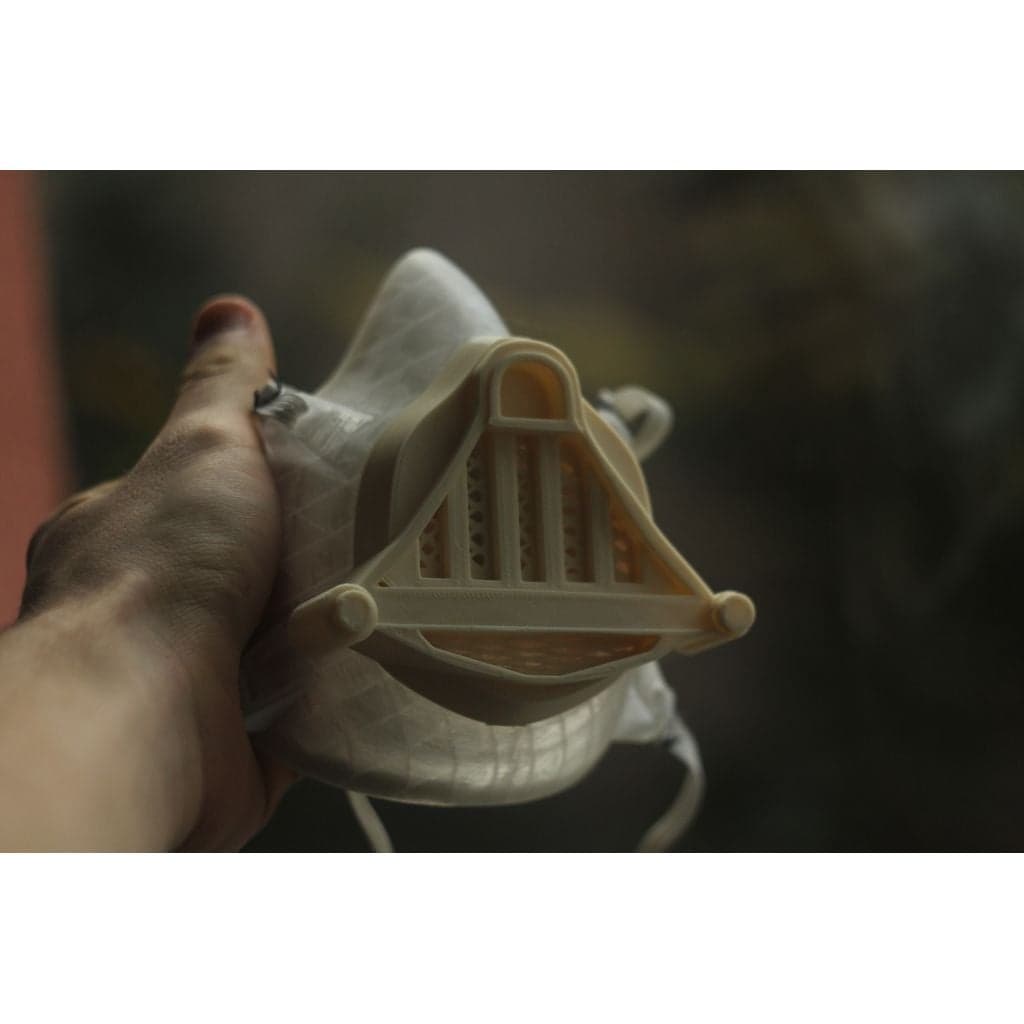 Корона-Ковид-19 Маска Дарта Вейдера Звездные войны не нуждаются в поддержке