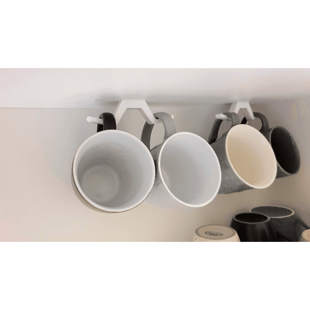 Двойной крючок для чашек или кружек.