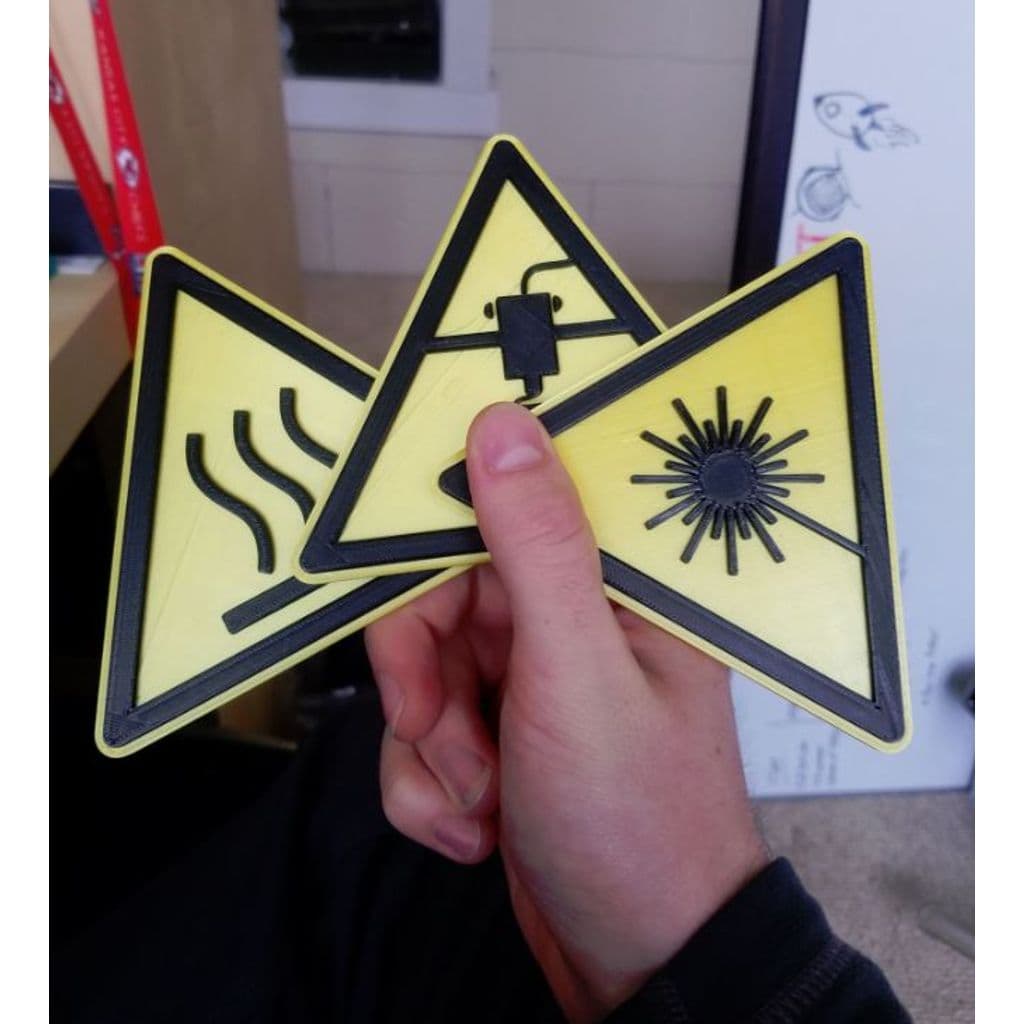 Предупреждающие знаки в лабораторном стиле — несколько