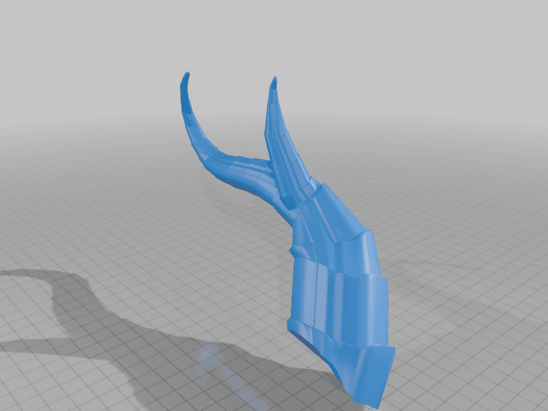 Носимый шлем с черепом дракона