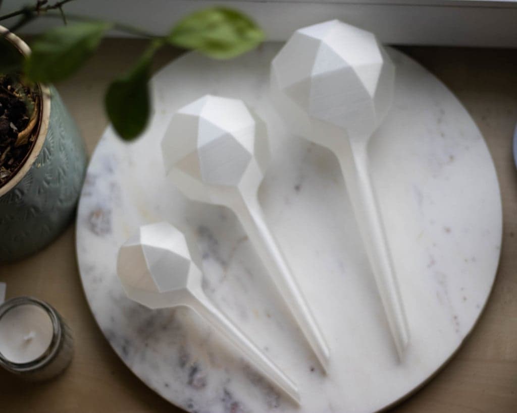 Самополивная лампочка для растений (несколько размеров)