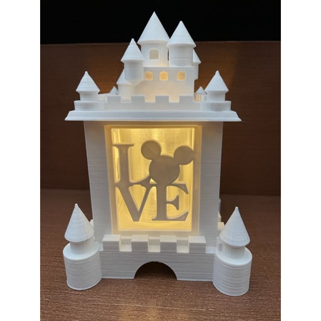 Праздничный чайный фонарь в замке Диснея