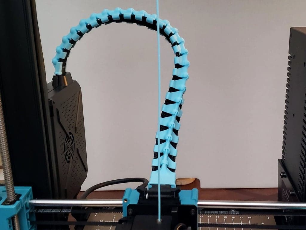 Кабельная цепь ( SPINE ) для кабеля экструдера 3d принтера SOVOL SV06