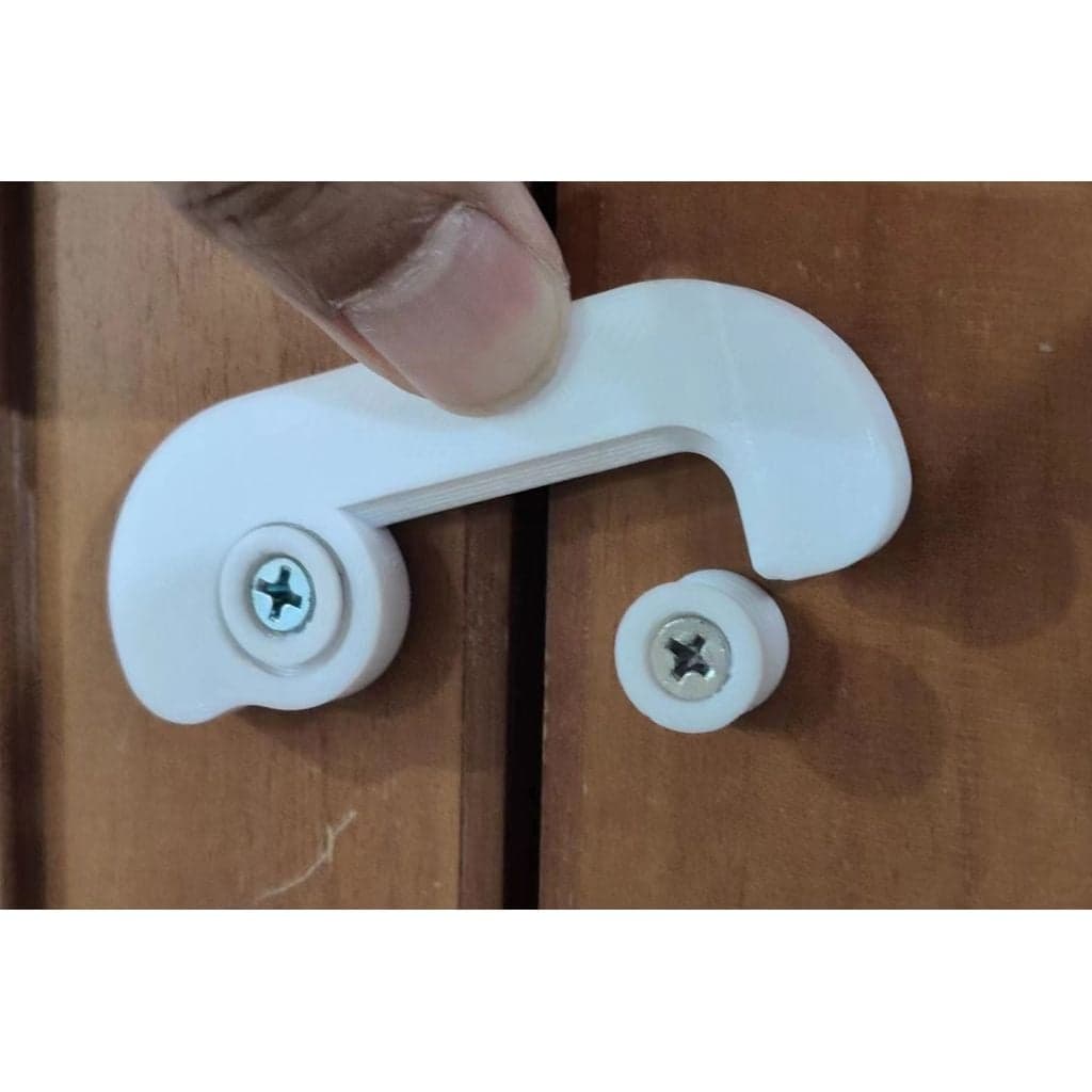 Дверная защелка шкафа