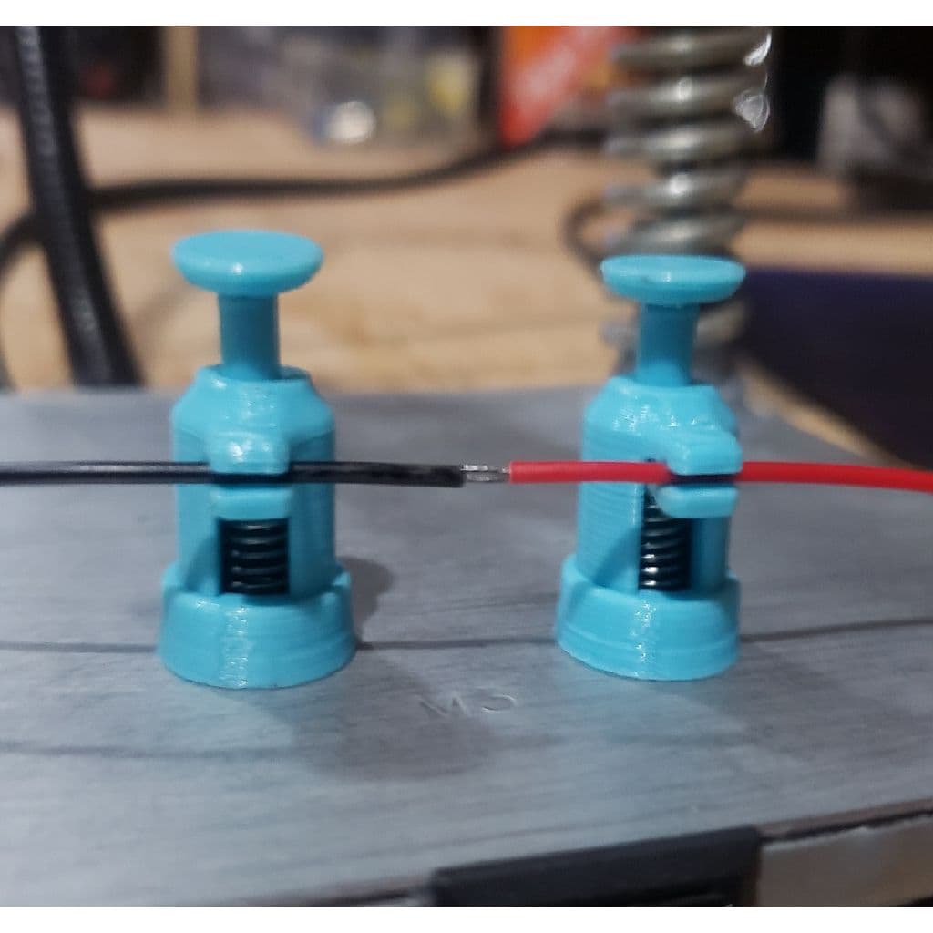 Магнитный паяльный зажим