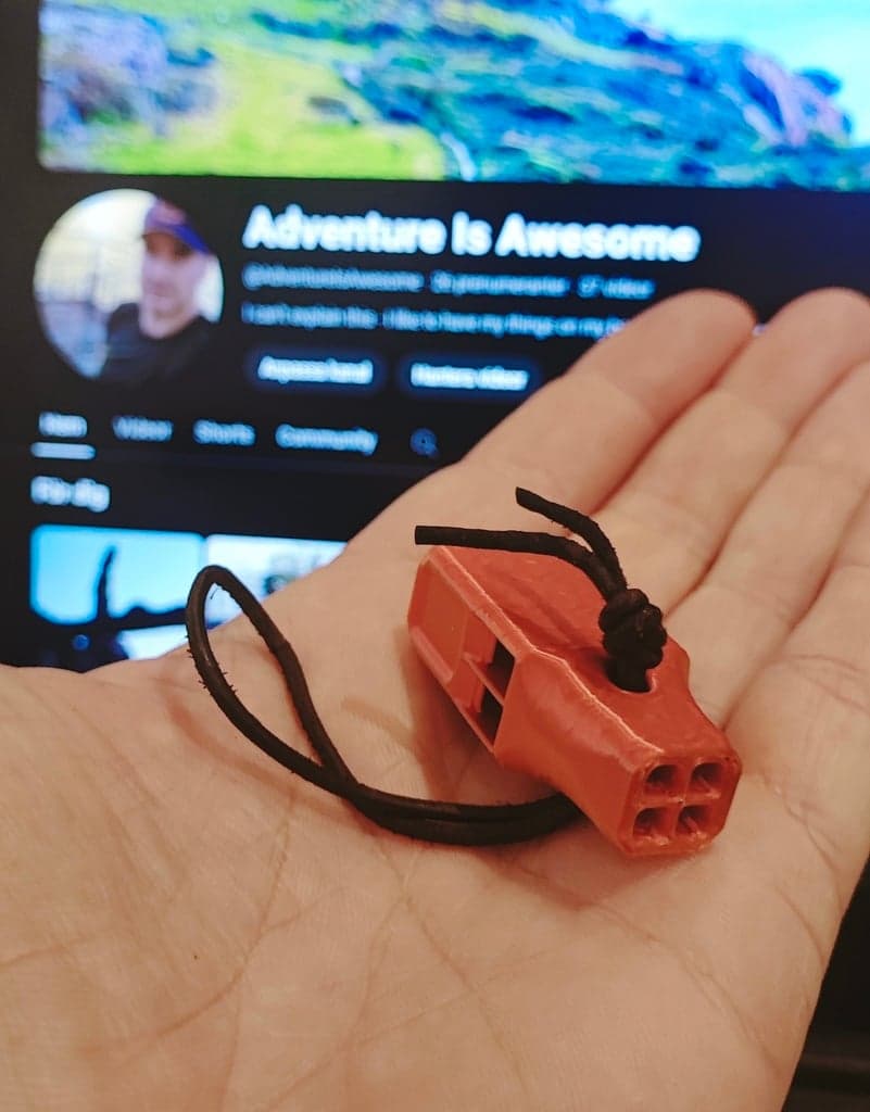 Туристический свисток – очень громкий