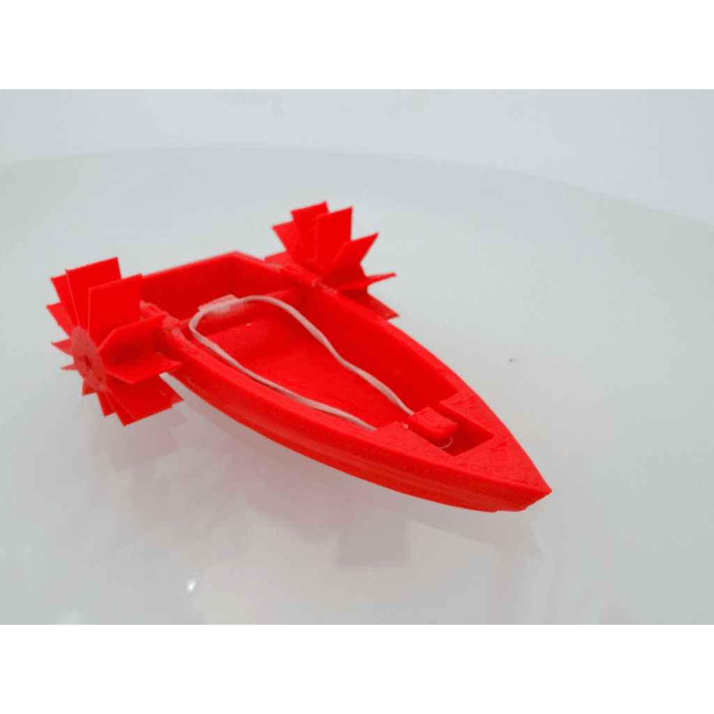 Лодка с резиновым приводом