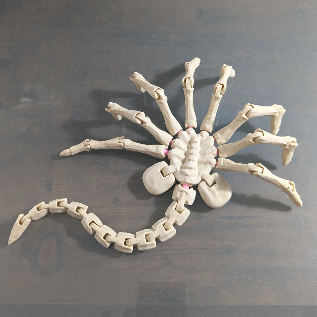 Полуподвижный гибкий Facehugger