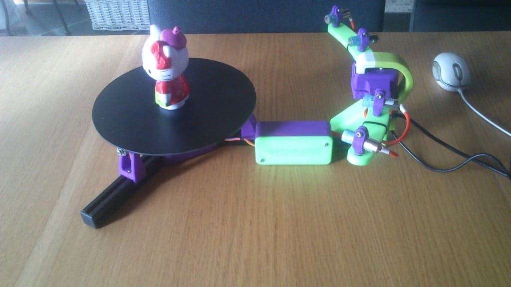 Менее 30$ Лазерный 3D-сканер Открыть проект аппаратного/программного обеспечения