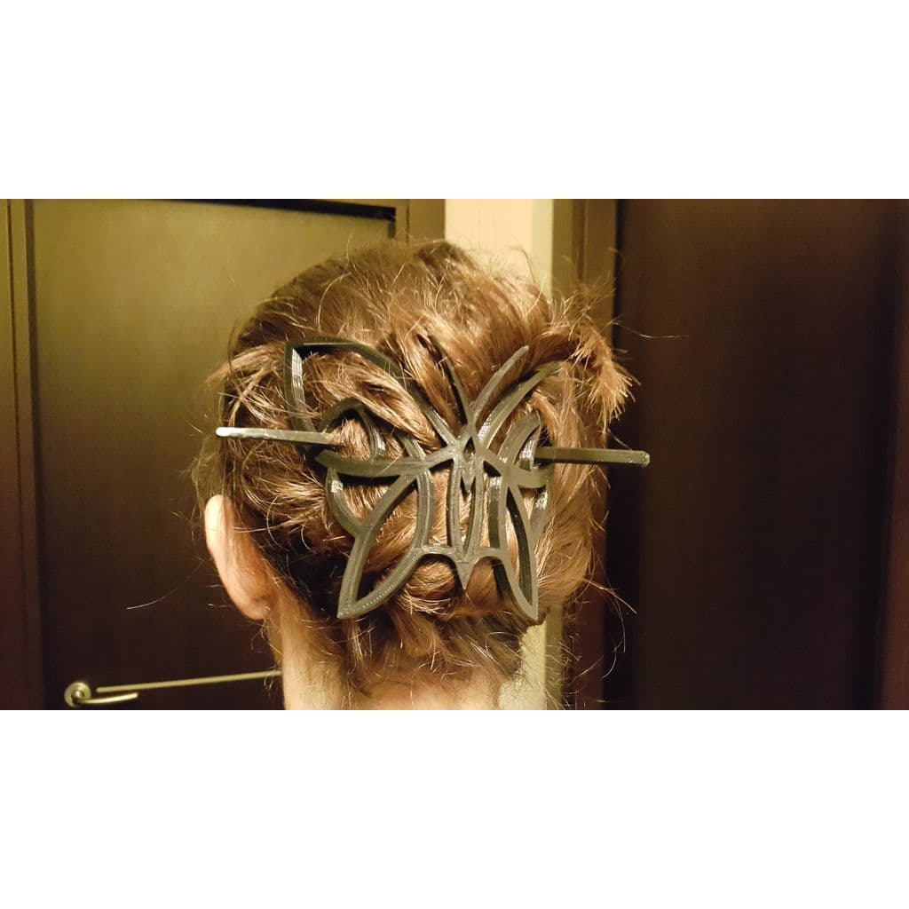 Аксессуар для волос в виде бабочки