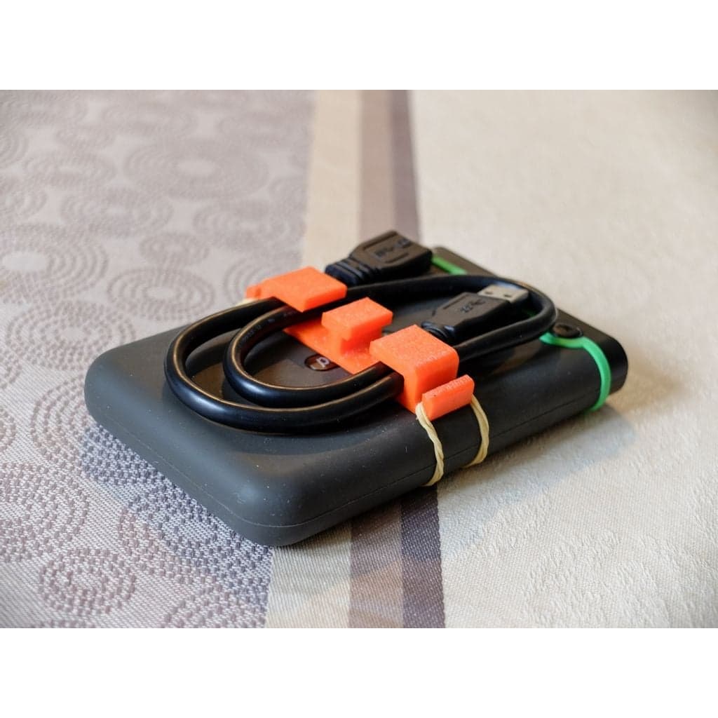 Внешний держатель кабеля жесткого диска